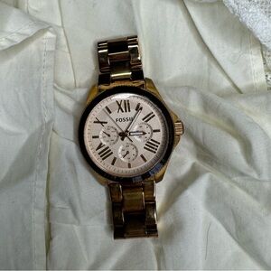 Women’s Gold Fossil Watch